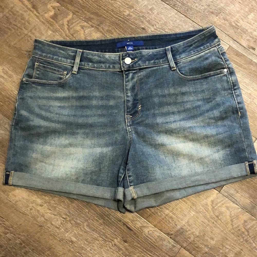 Apt. 9 Jean shorts